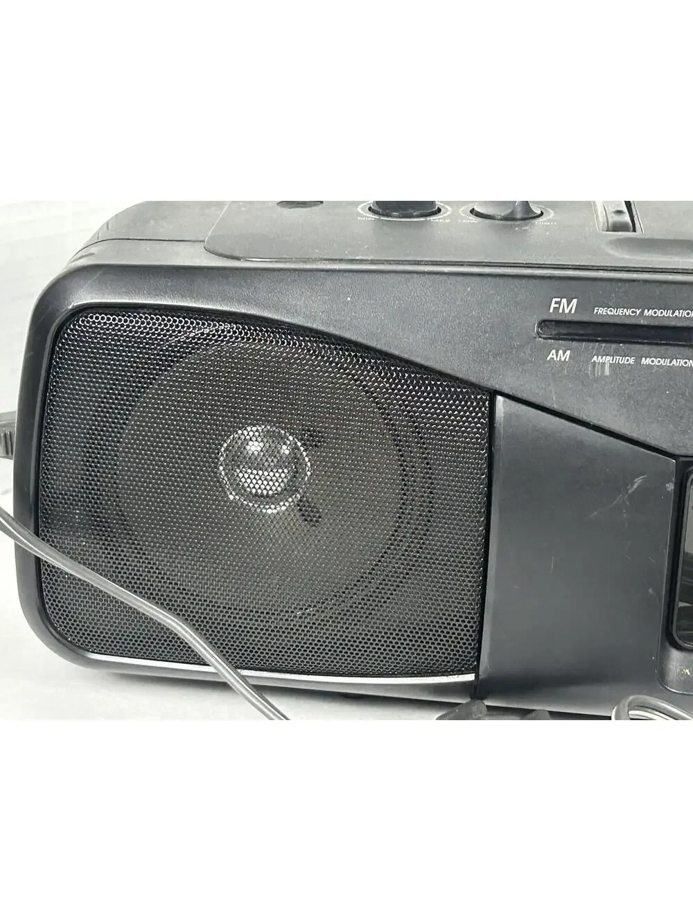 Sony CFS-204 AM FM Radio Cassette Player Boombox Radio Works - Cassette Does Not